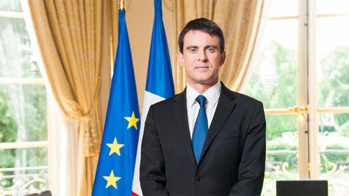 French Prime Minister stressed respecting international law in the East Sea issue  - ảnh 1
